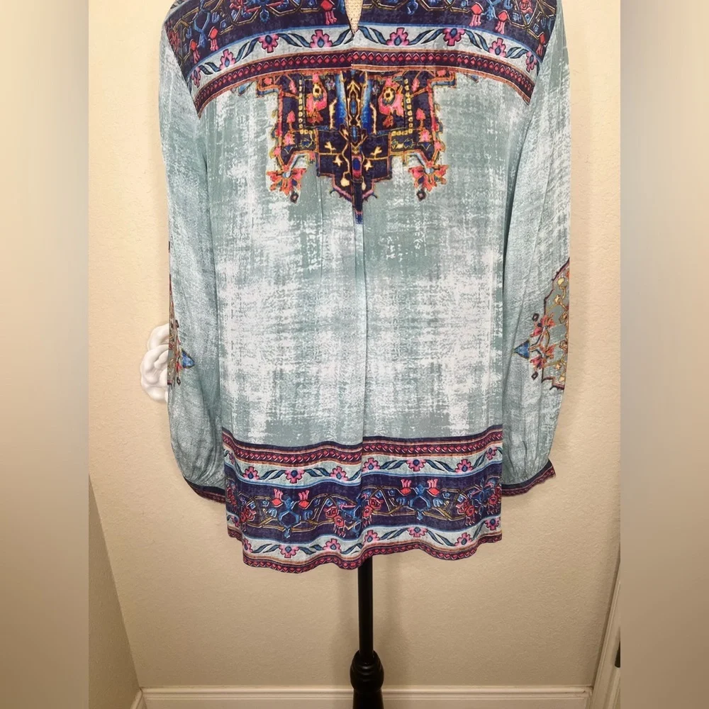 NTM: Anthropologie Vineet Bahl Prudence Blouse with Embroidery & Multicolor Sz M